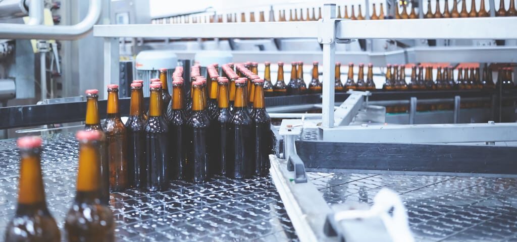 nalewarki do butelek maszyny rozlewnicze do piwa producent nalewarek przemysłowych do napojów i opakowań szklanych